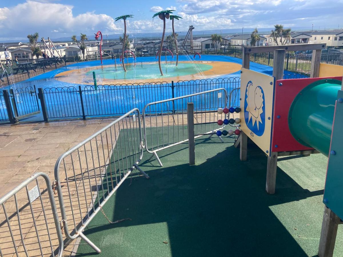 Trecco Bay Acorns 22 Hotel Порткоул Екстериор снимка